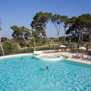 4* Appart hôtel Madame Résidence Provence Country Club